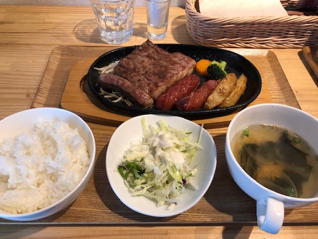 出島ばらいろステーキランチ